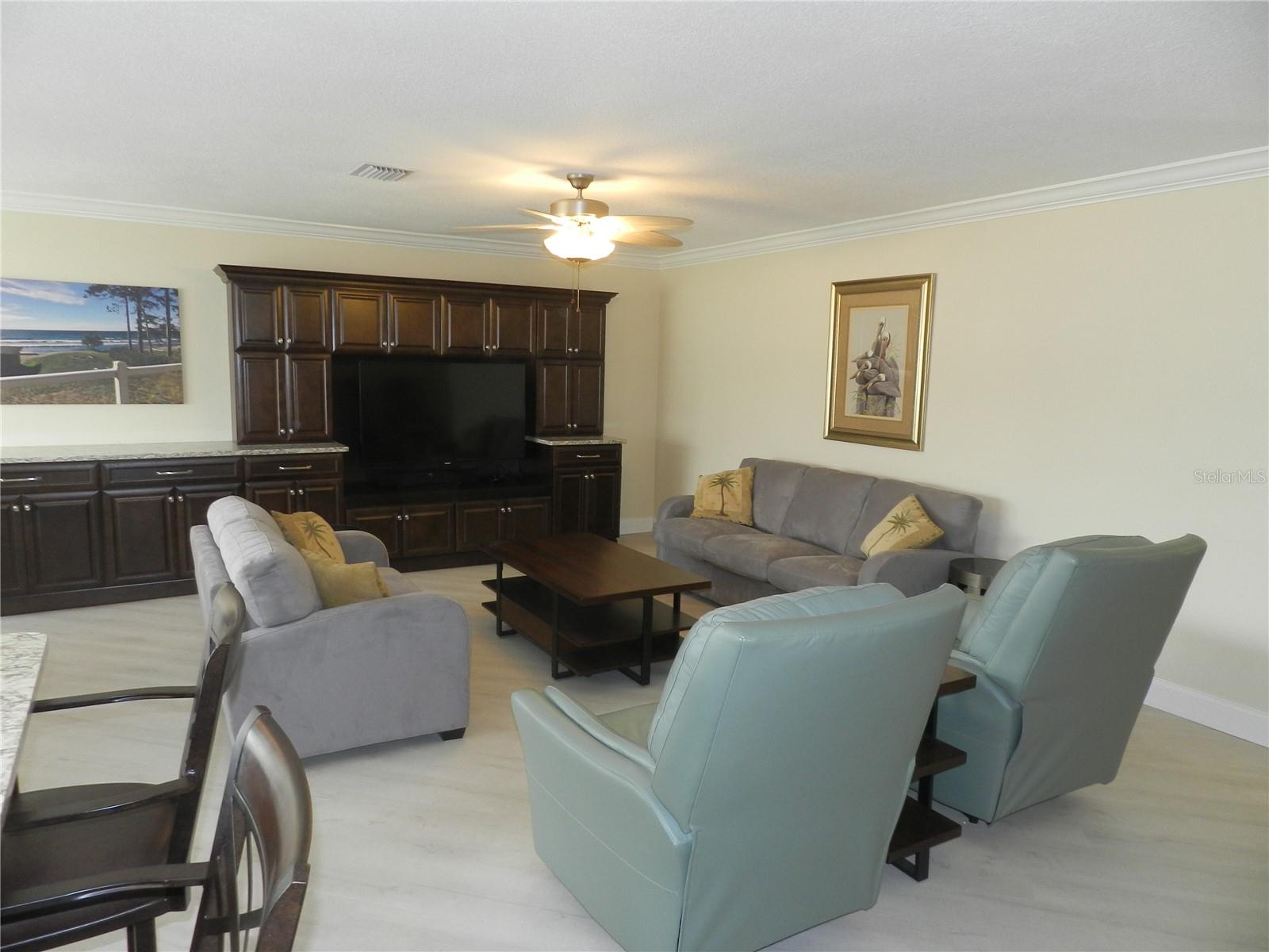 214 ELMWOOD CIR #214, SEMINOLE, FL, 33777