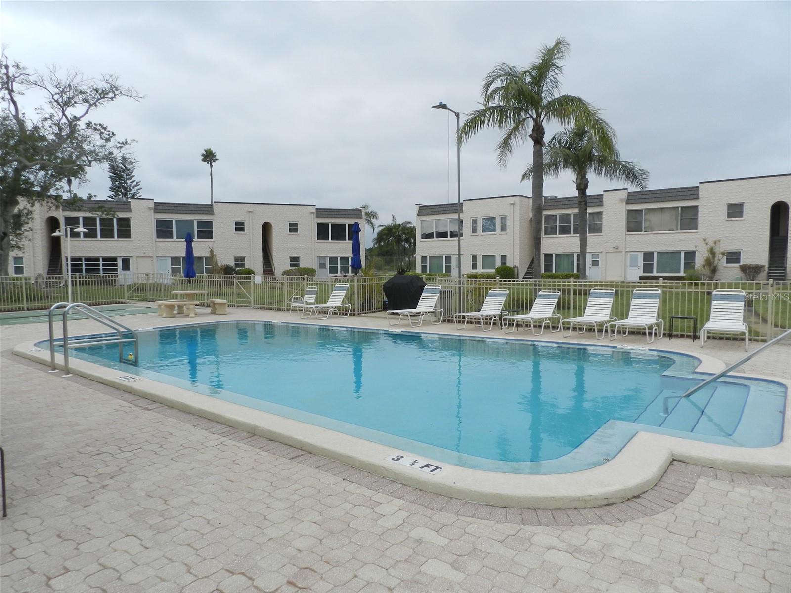 214 ELMWOOD CIR #214, SEMINOLE, FL, 33777