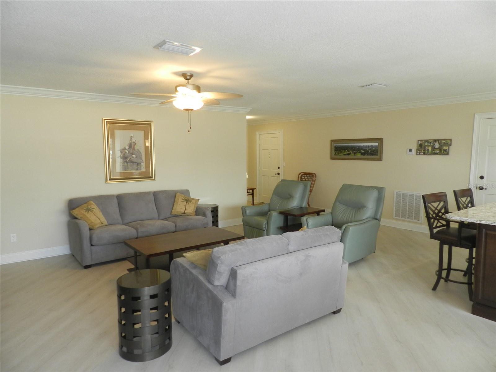 214 ELMWOOD CIR #214, SEMINOLE, FL, 33777