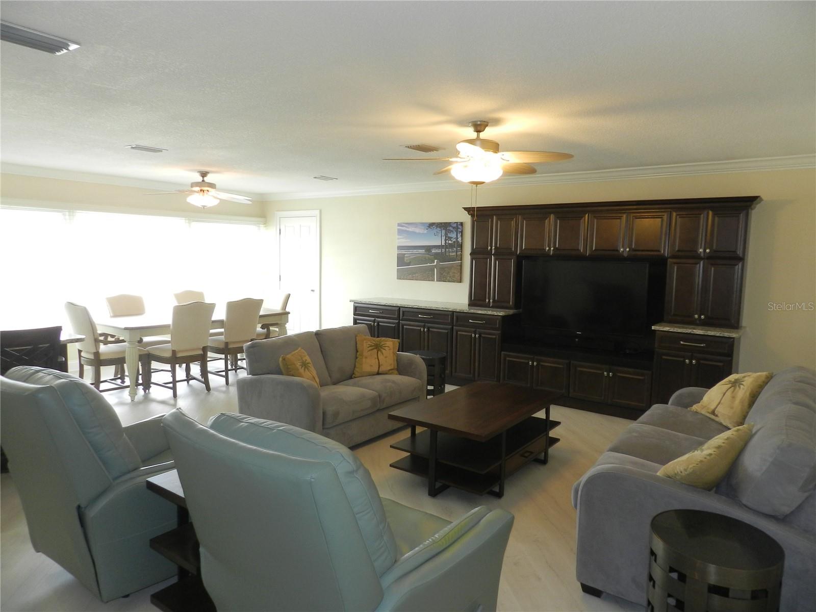 214 ELMWOOD CIR #214, SEMINOLE, FL, 33777