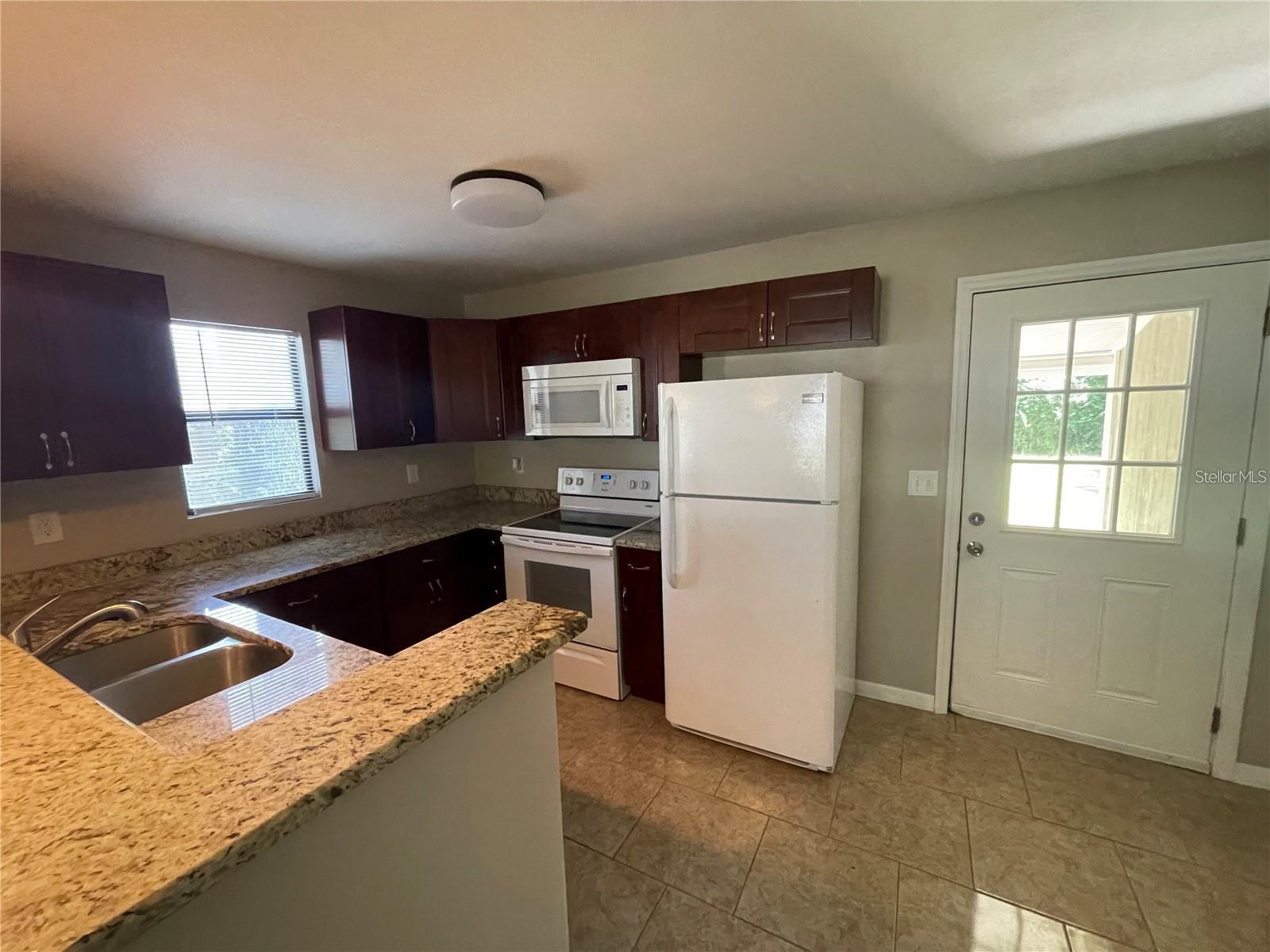 3706 WILDER LOOP, PLANT CITY, FL, 33565