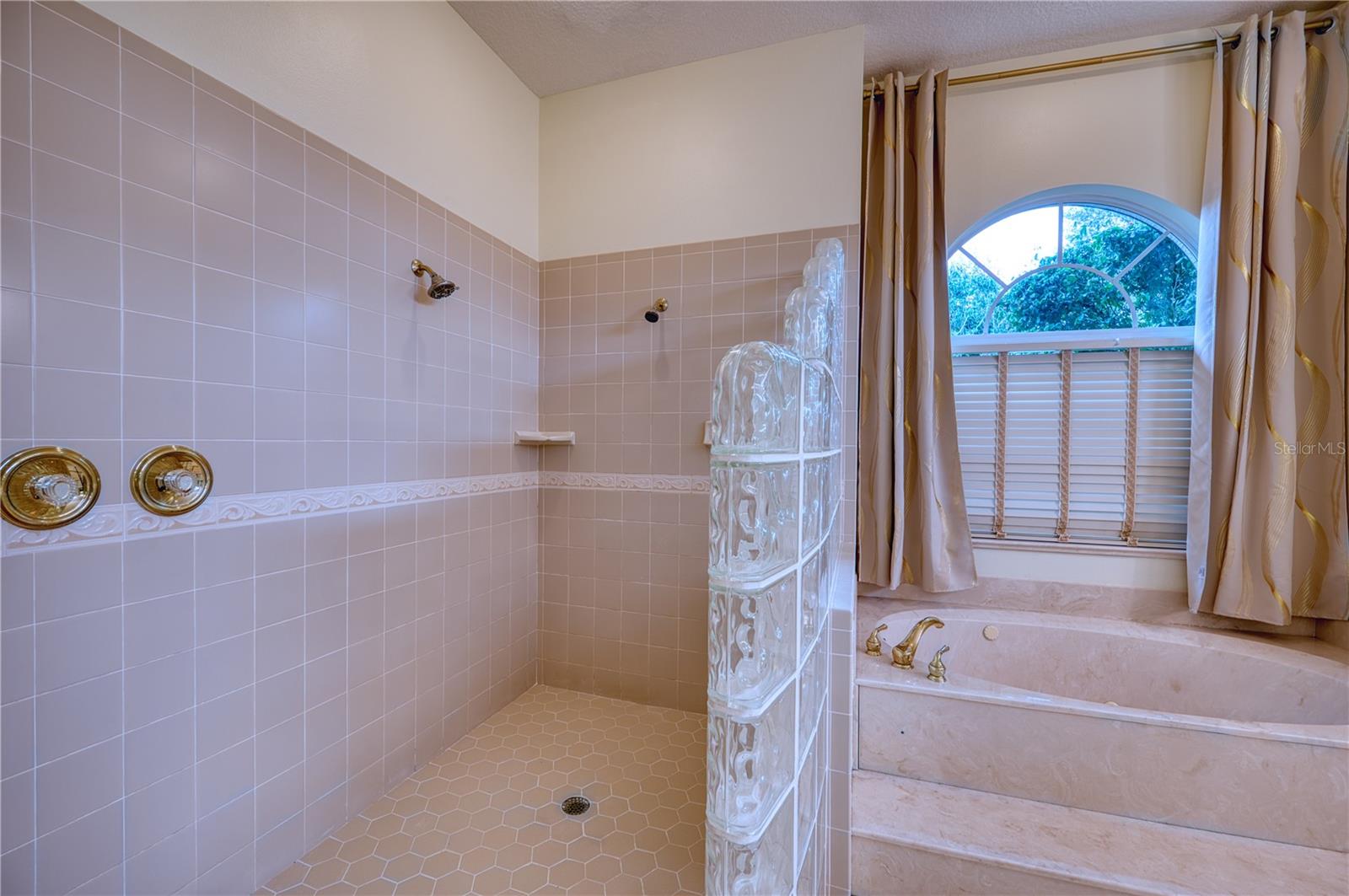 10523 CHEVAL PL, LAKEWOOD RANCH, FL, 34202