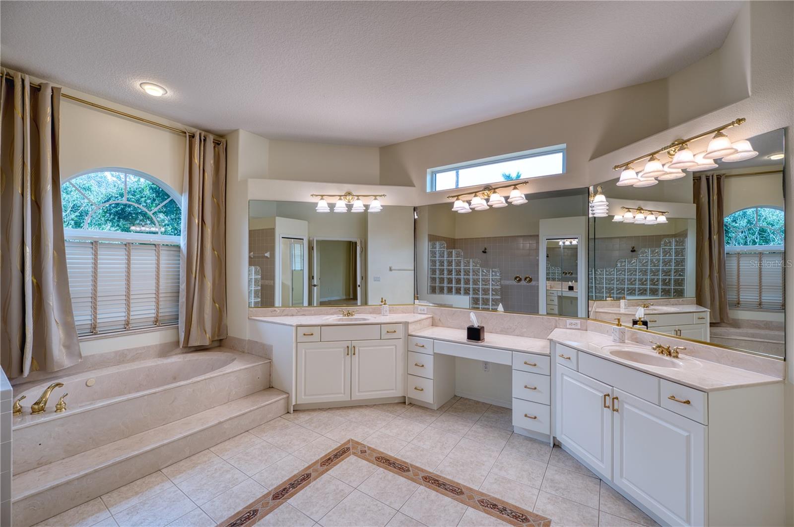 10523 CHEVAL PL, LAKEWOOD RANCH, FL, 34202