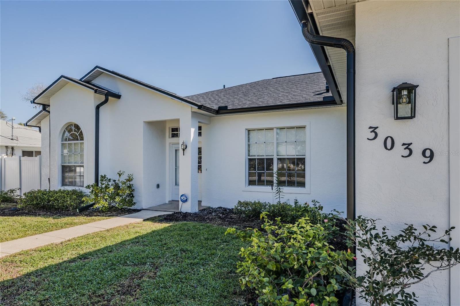 3039 PINE TREE DR, EDGEWATER, FL, 32141