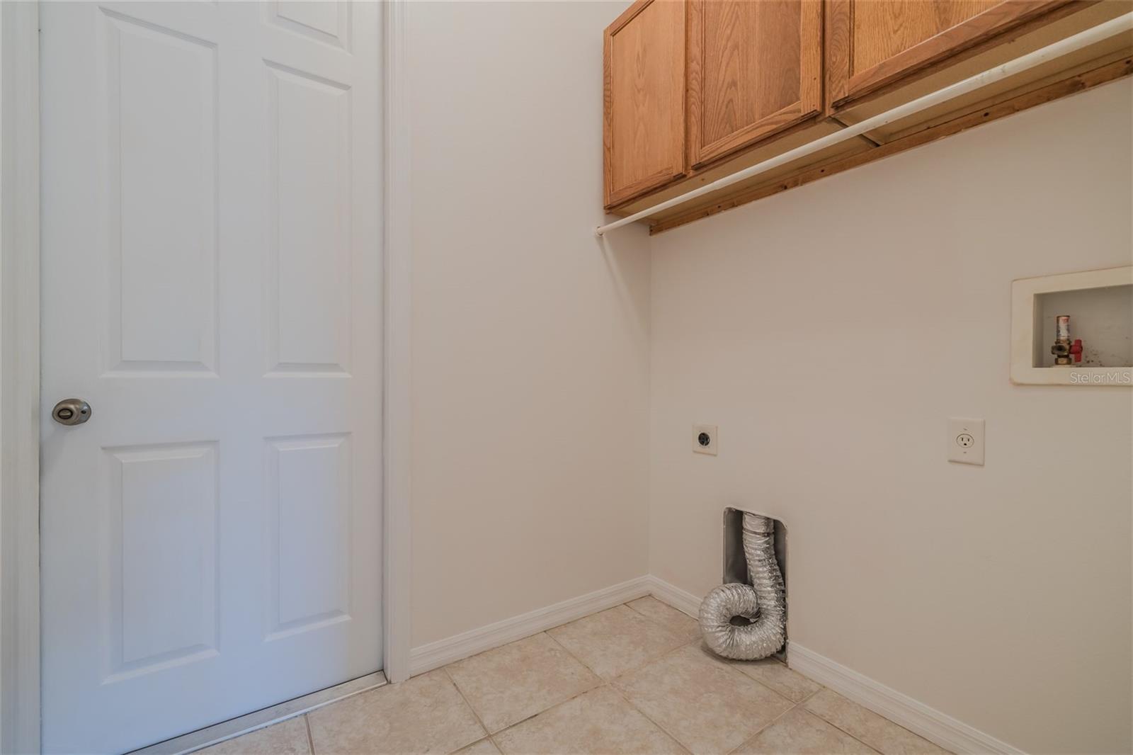 3039 PINE TREE DR, EDGEWATER, FL, 32141