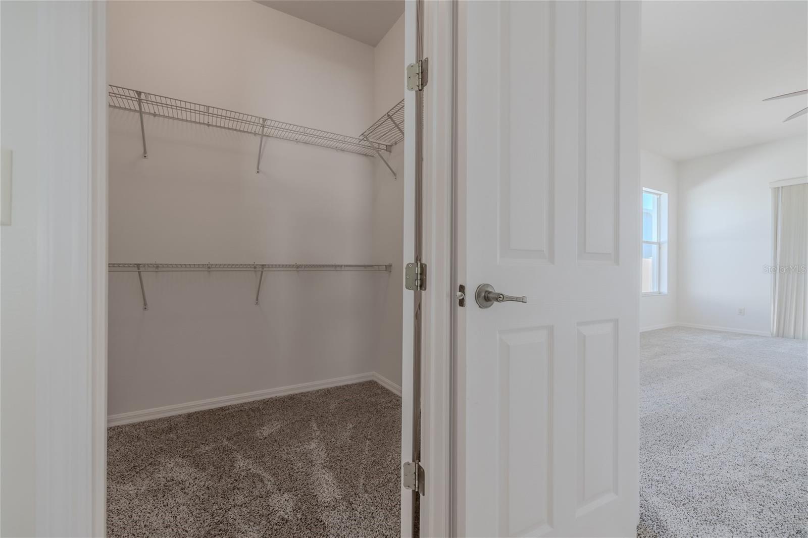 3039 PINE TREE DR, EDGEWATER, FL, 32141