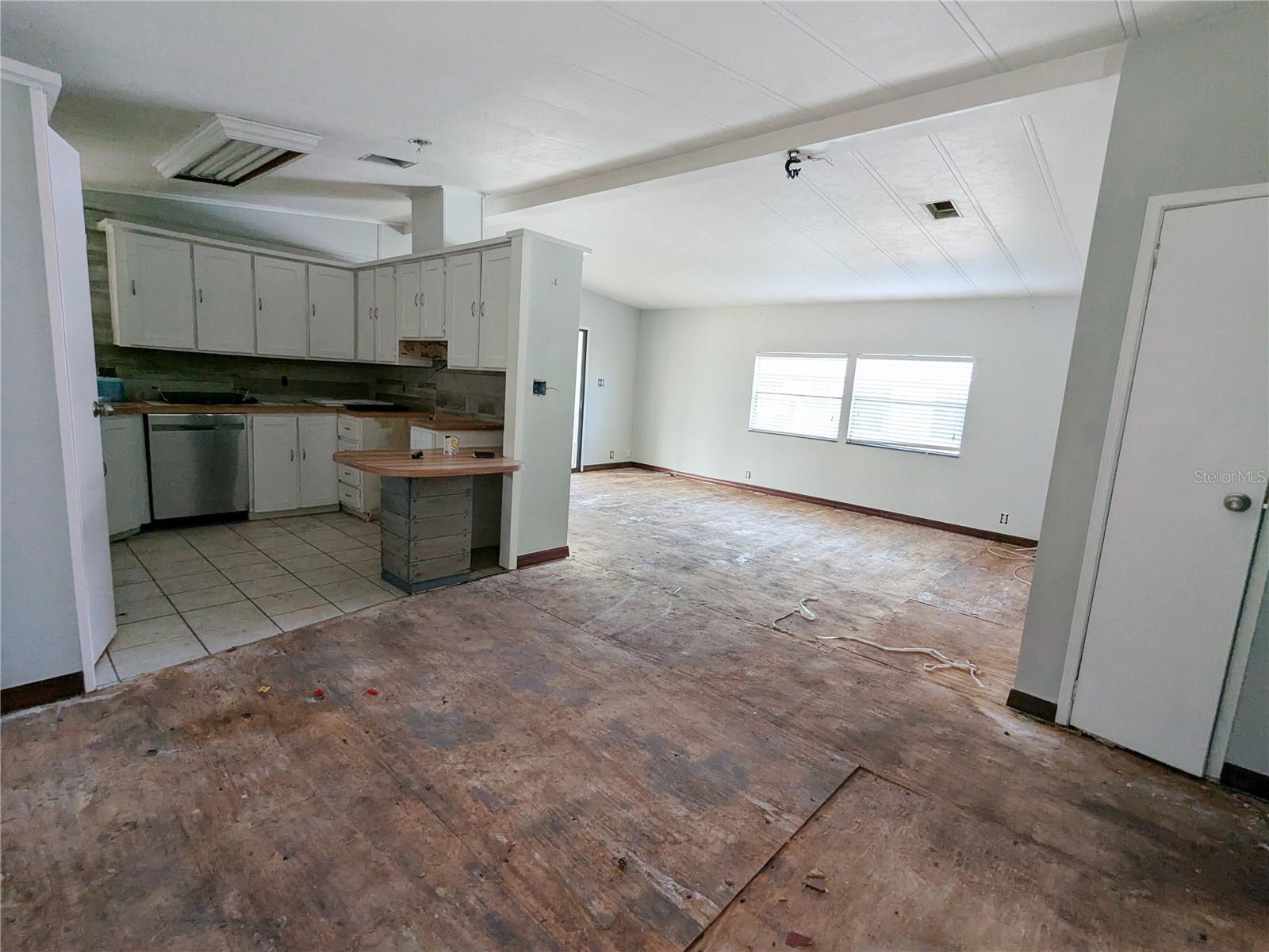 5652 CONGRESS ST, NEW PORT RICHEY, FL, 34653