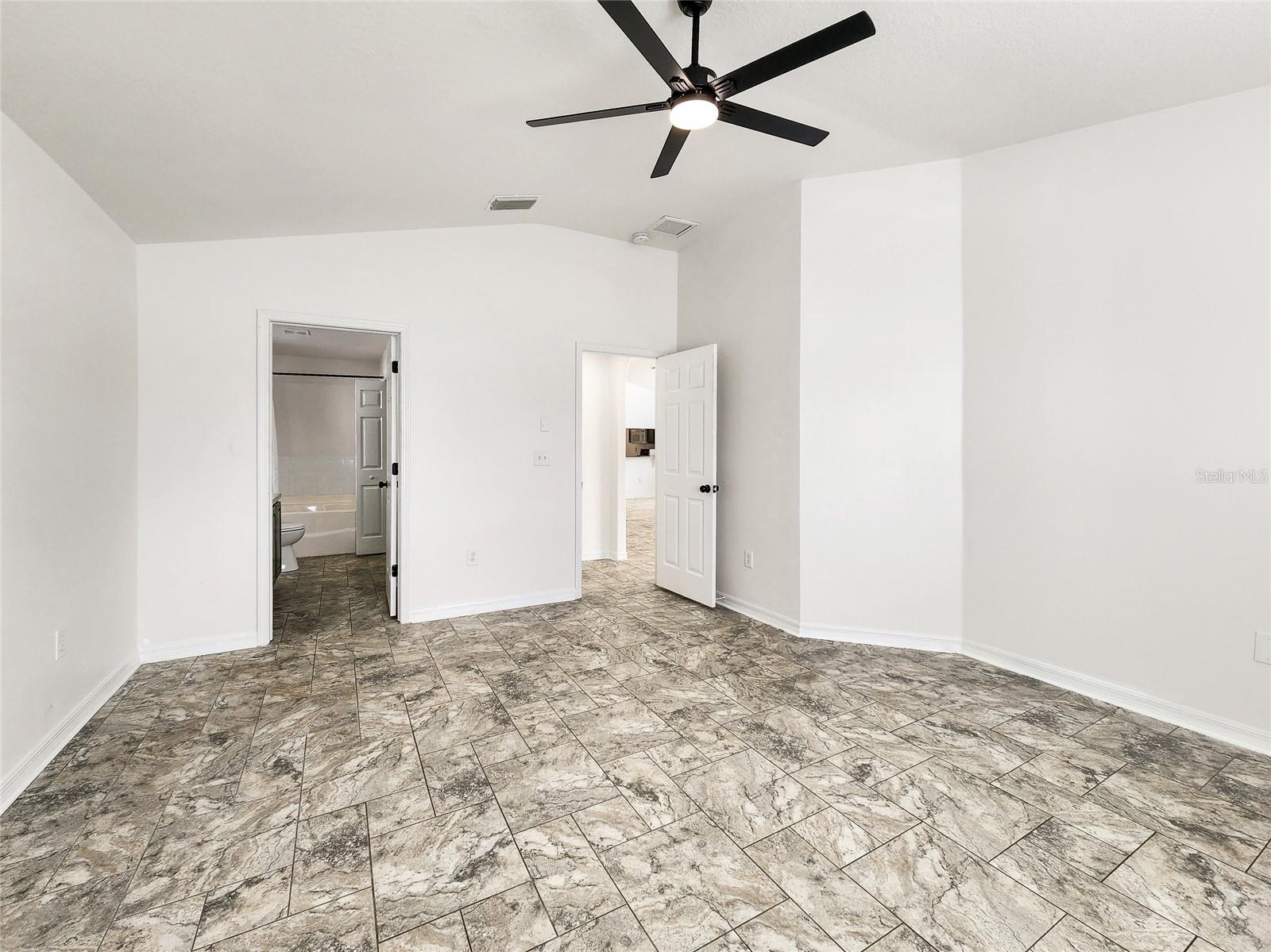 31217 TRIBOROUGH DR, WESLEY CHAPEL, FL, 33545