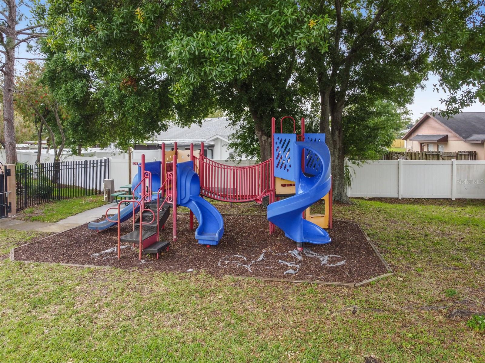 915 BURLWOOD ST, BRANDON, FL, 33511