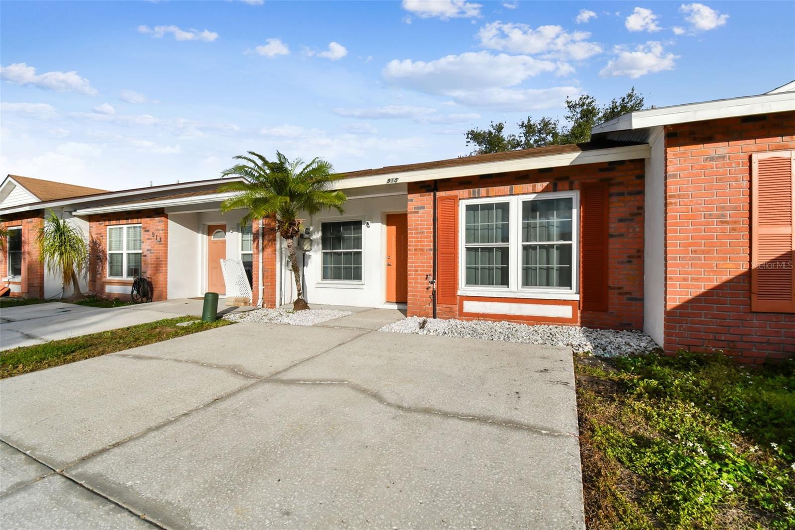915 BURLWOOD ST, BRANDON, FL, 33511