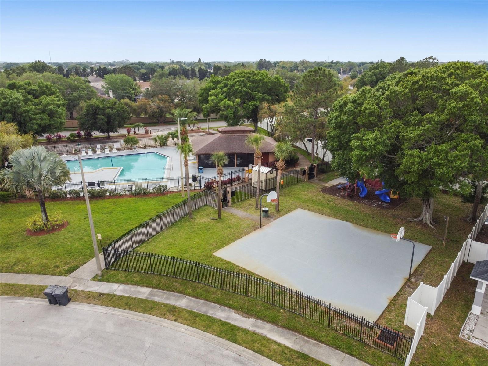 915 BURLWOOD ST, BRANDON, FL, 33511