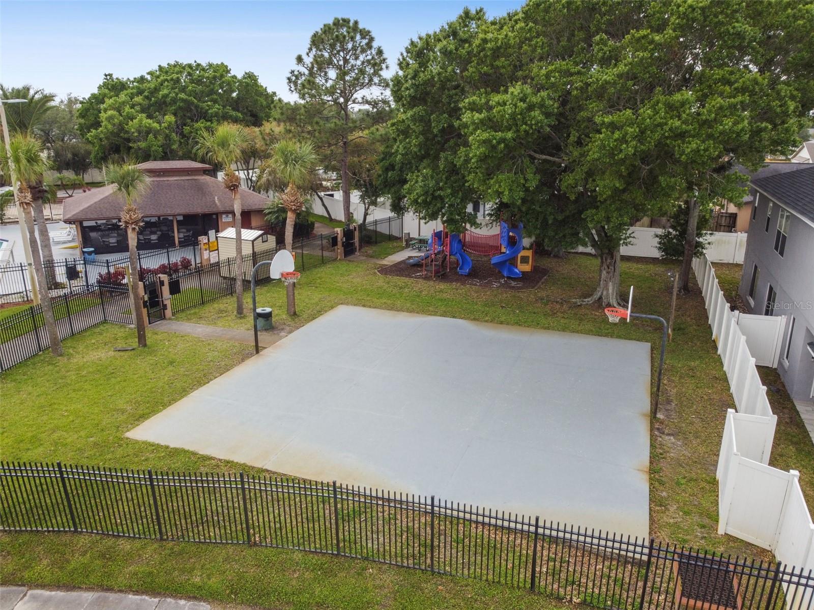 915 BURLWOOD ST, BRANDON, FL, 33511