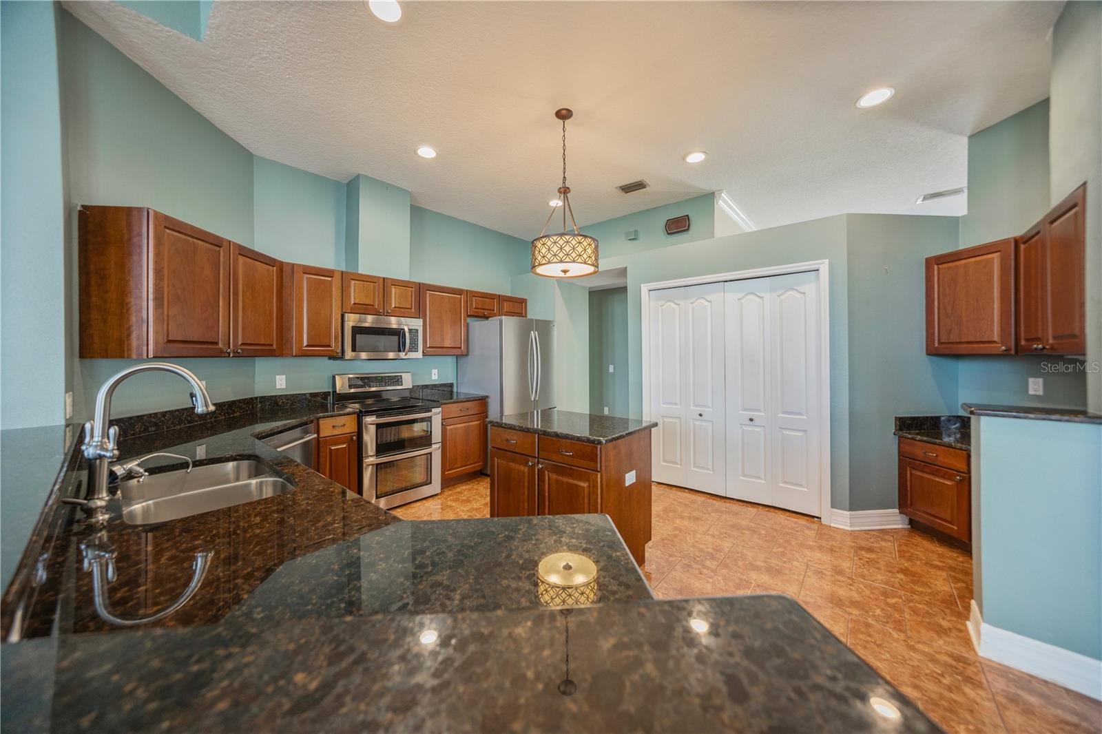 2801 NORWOOD HILLS LN, VALRICO, FL, 33596