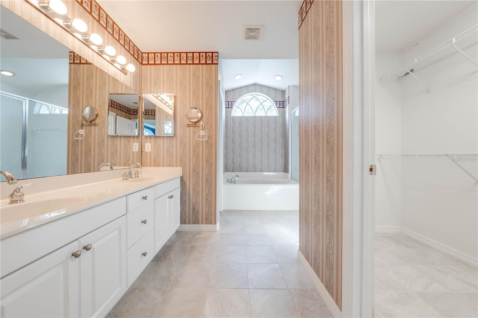 2211 JESSICA LN, KISSIMMEE, FL, 34744