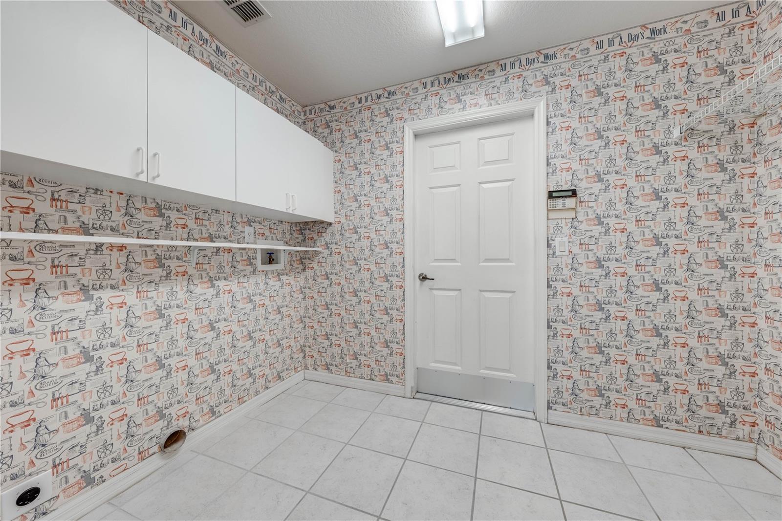 2211 JESSICA LN, KISSIMMEE, FL, 34744