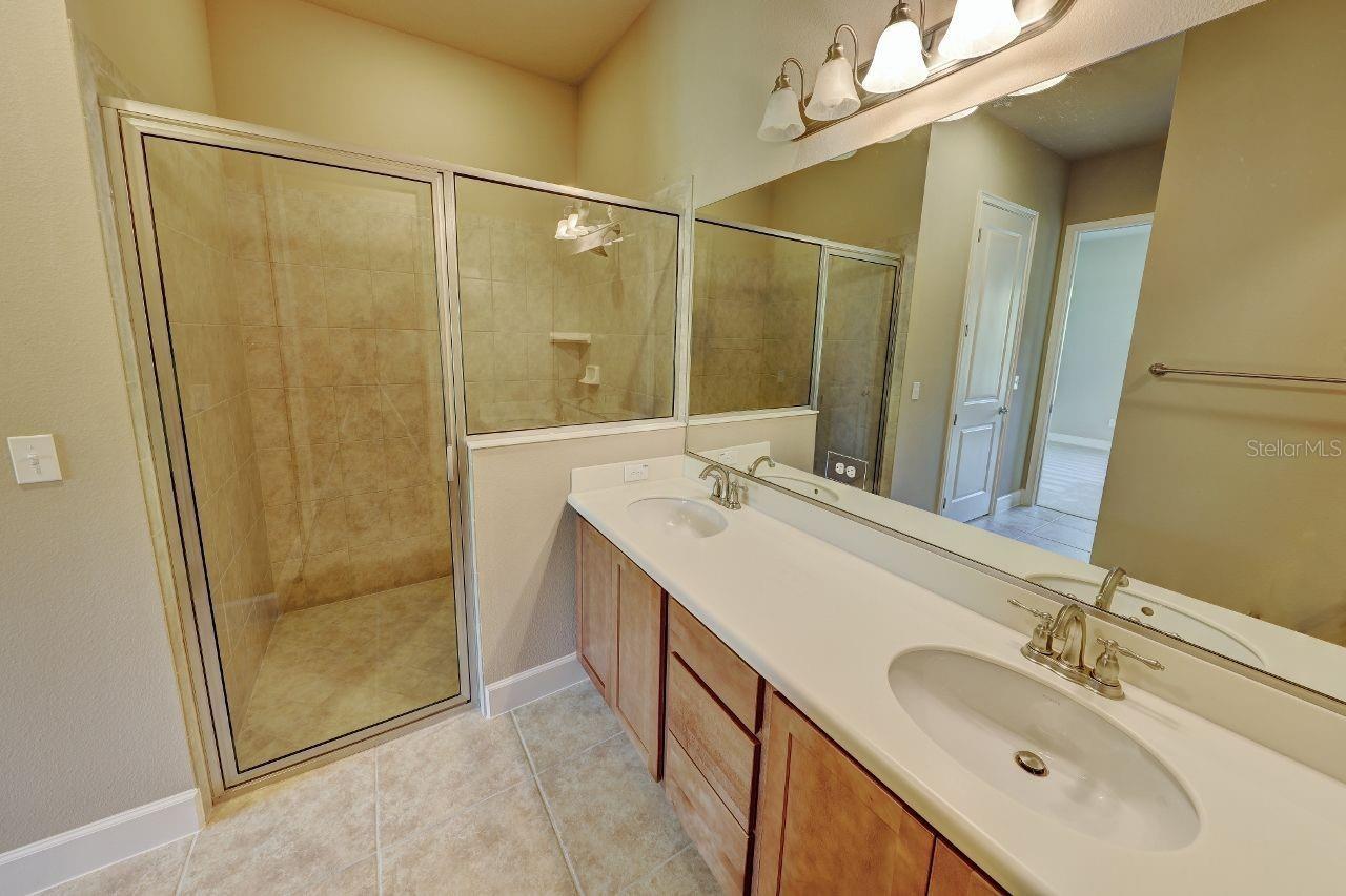 813 ALDENHAM LN, ORMOND BEACH, FL, 32174