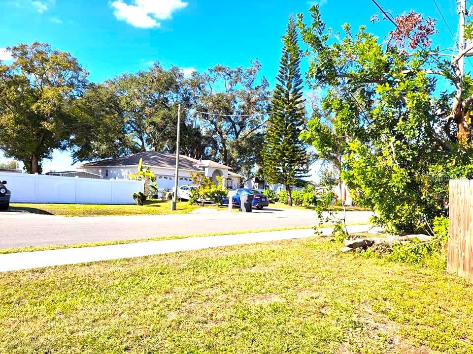 3947 MOHR AVE N, ST PETERSBURG, FL, 33714