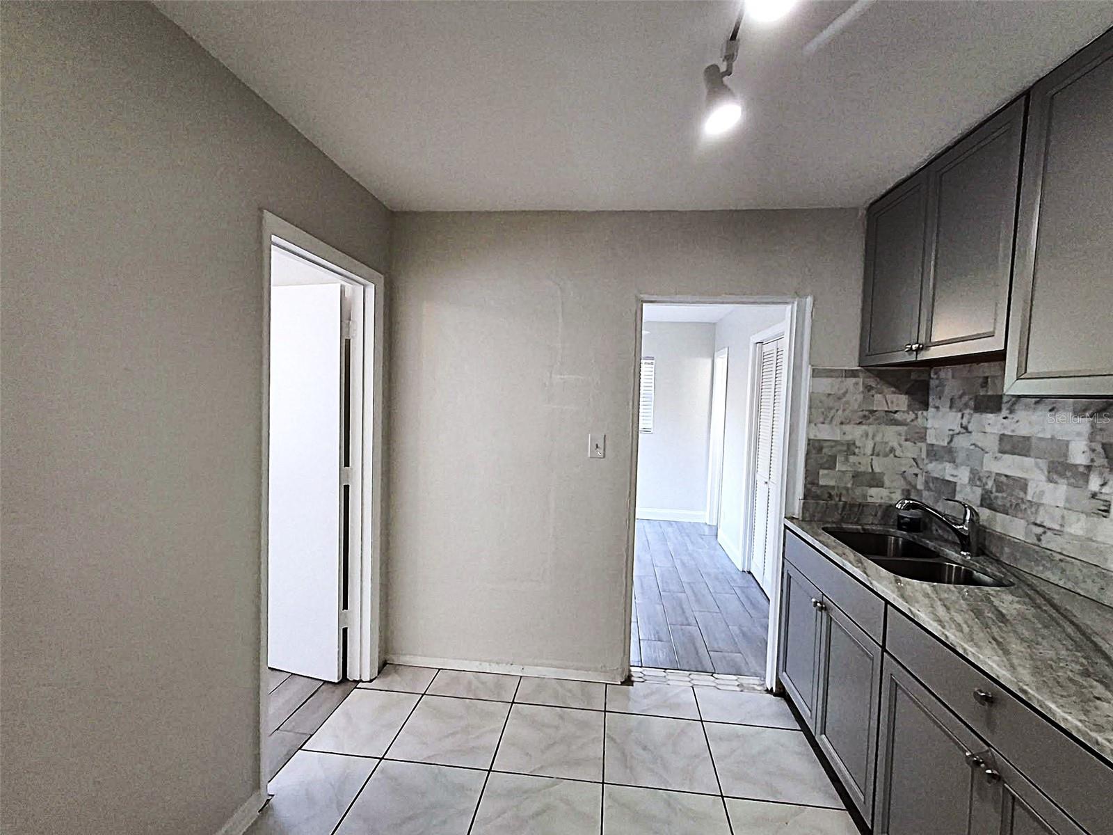 3947 MOHR AVE N, ST PETERSBURG, FL, 33714