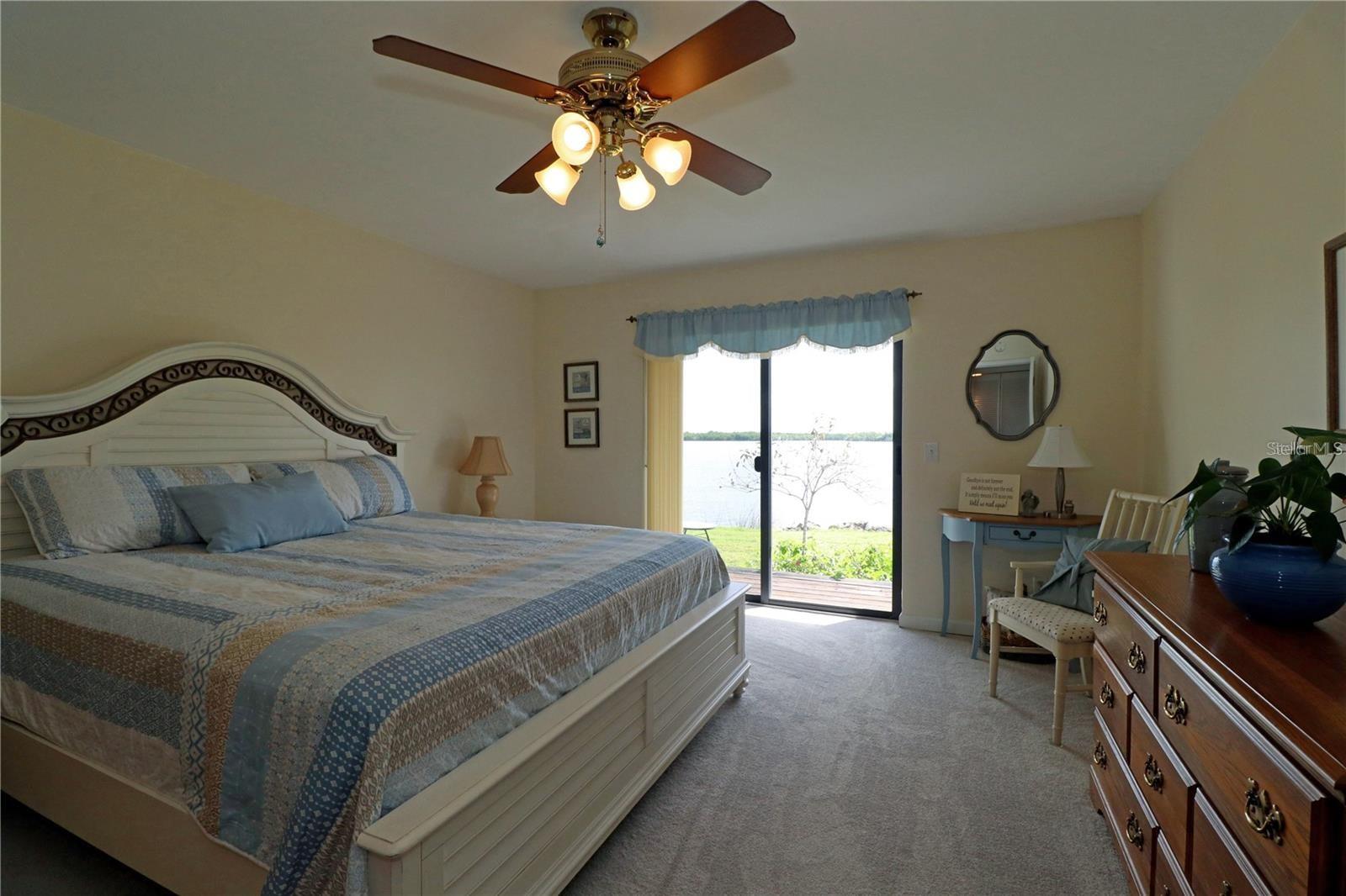 3000 PEACE RIVER DR, PUNTA GORDA, FL, 33983