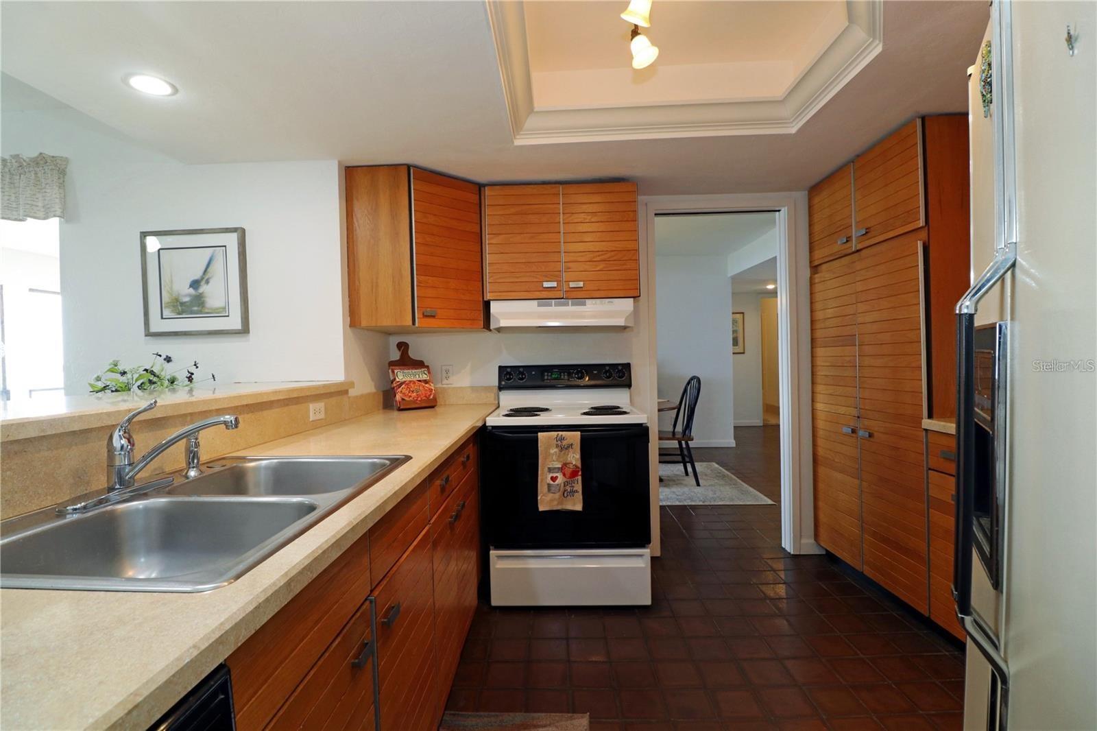 3000 PEACE RIVER DR, PUNTA GORDA, FL, 33983
