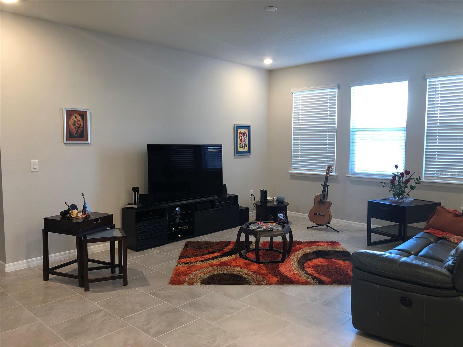 10913 KIDRON VALLEY LN, TAMPA, FL, 33625
