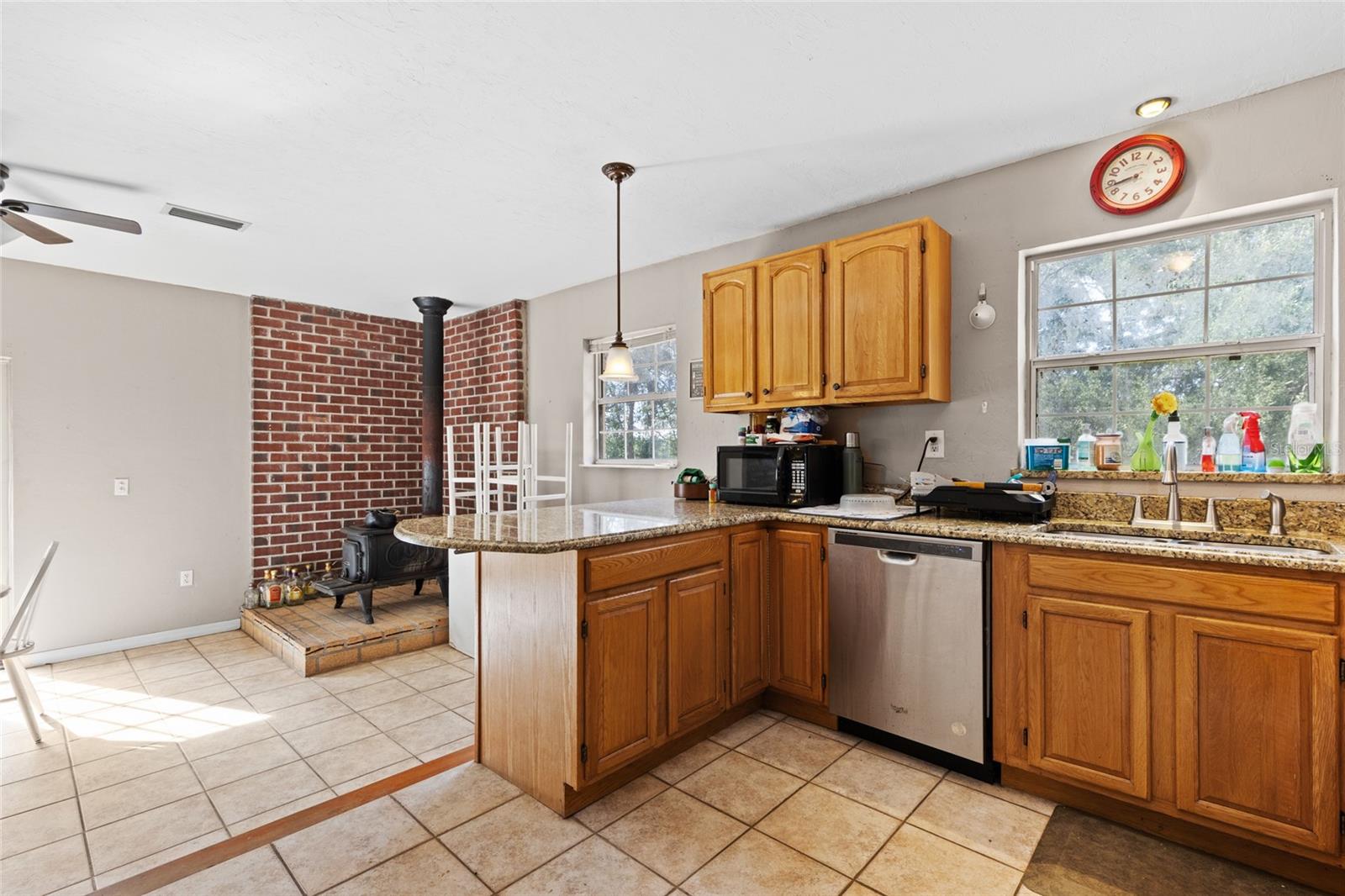 748 SW HOMESTEAD CIR, FORT WHITE, FL, 32038