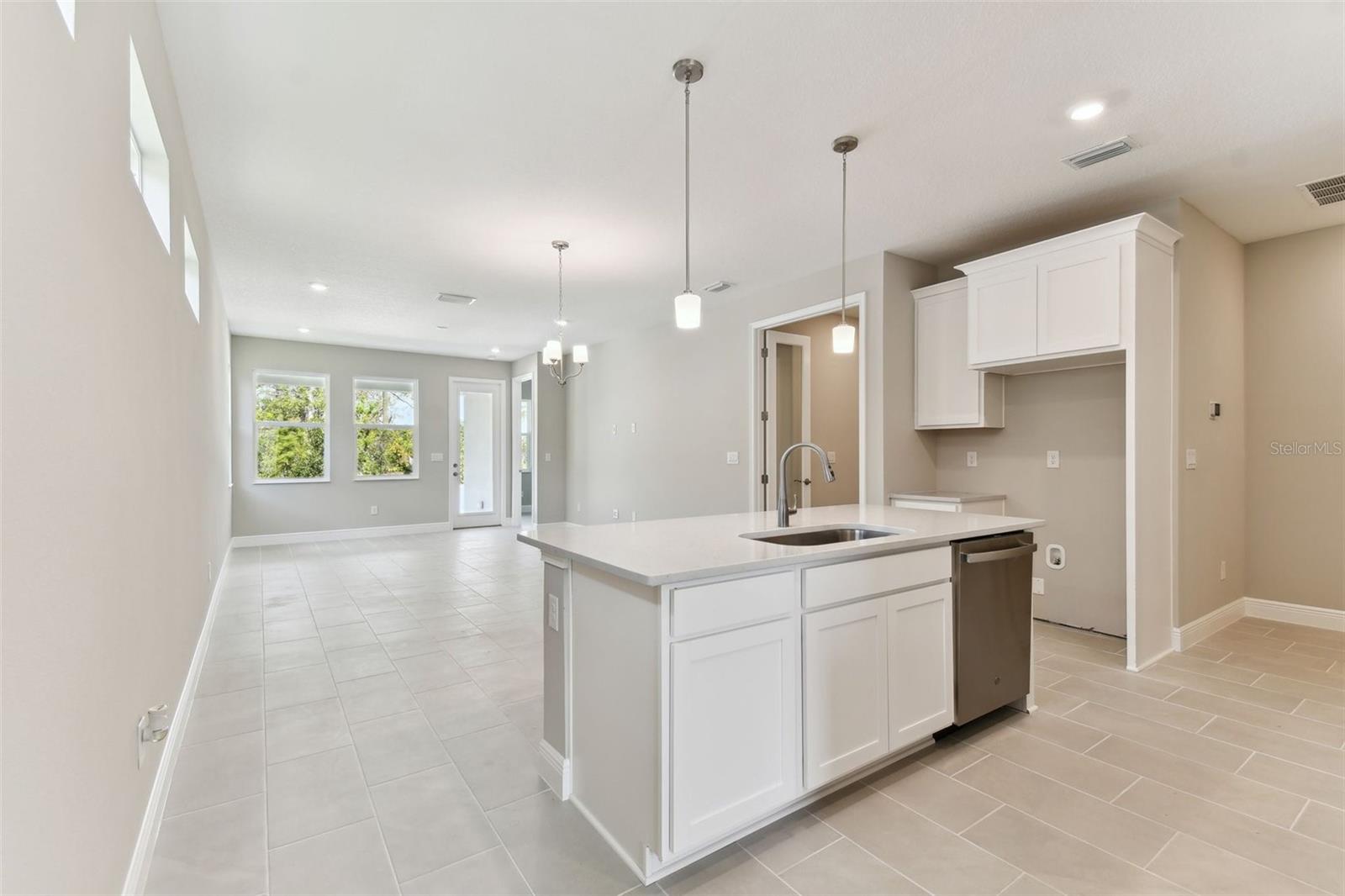 3739 NANDINA CIR, SUN CITY CENTER, FL, 33573