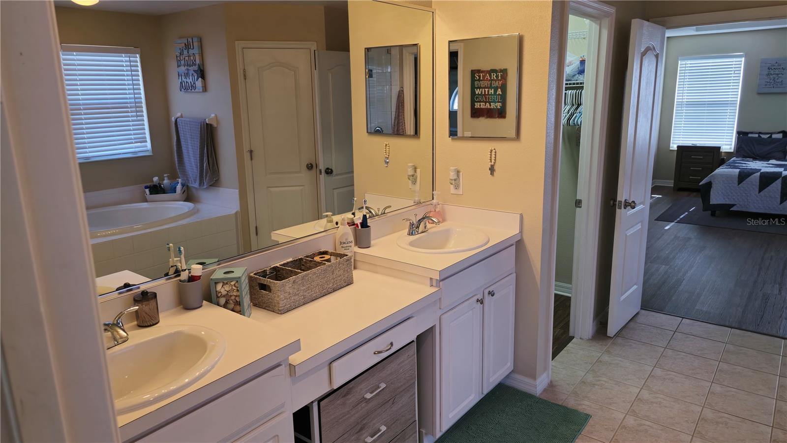 8999 FOUNDERS CIR, PALMETTO, FL, 34221