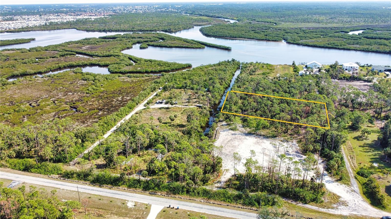 9051 CALOOSA DR, VENICE, FL, 34293