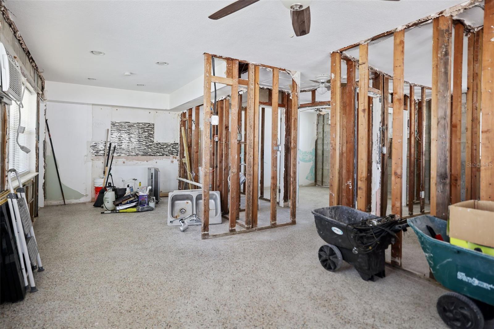 13248 4TH ST E, MADEIRA BEACH, FL, 33708