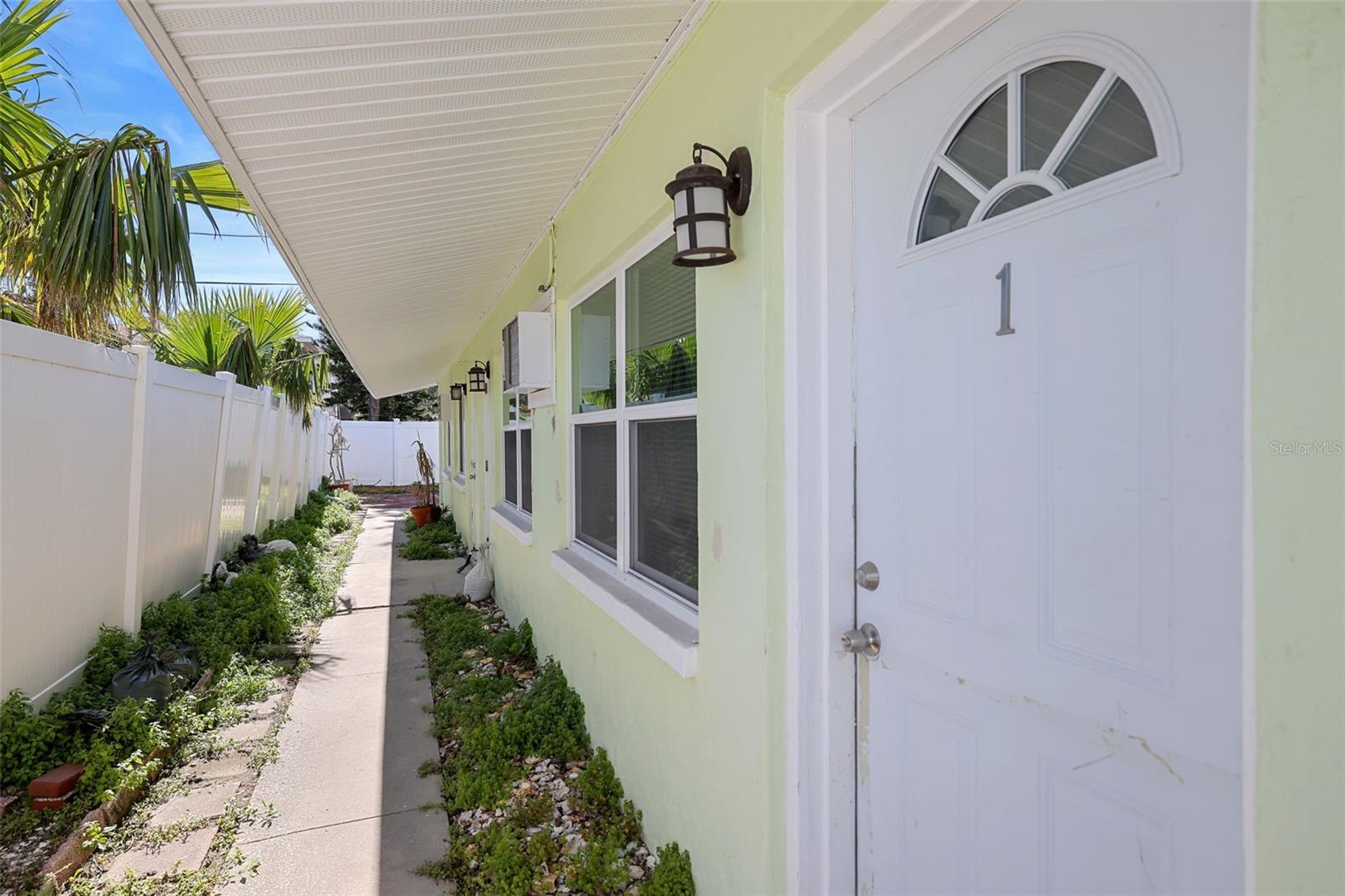 13248 4TH ST E, MADEIRA BEACH, FL, 33708