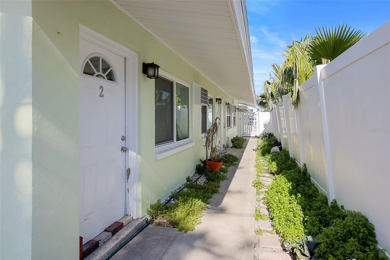 13248 4TH ST E, MADEIRA BEACH, FL, 33708