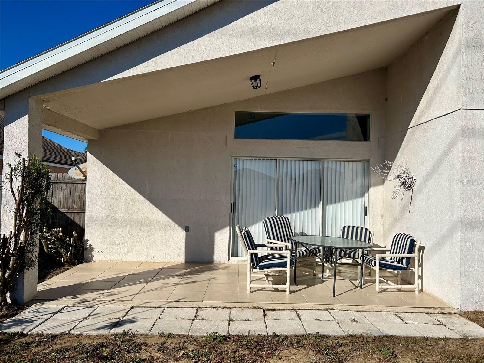 735 PRINCE CHARLES DR, DAVENPORT, FL, 33837