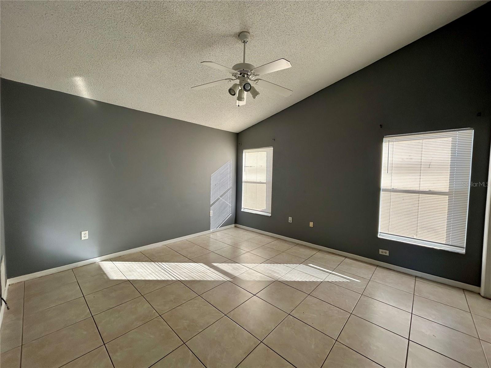 735 PRINCE CHARLES DR, DAVENPORT, FL, 33837