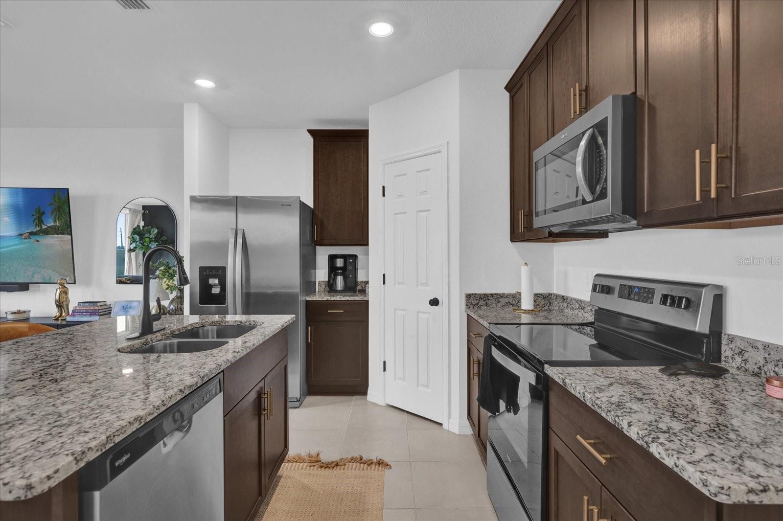 2058 CRAPE JASMINE LN, ORLANDO, FL, 32824