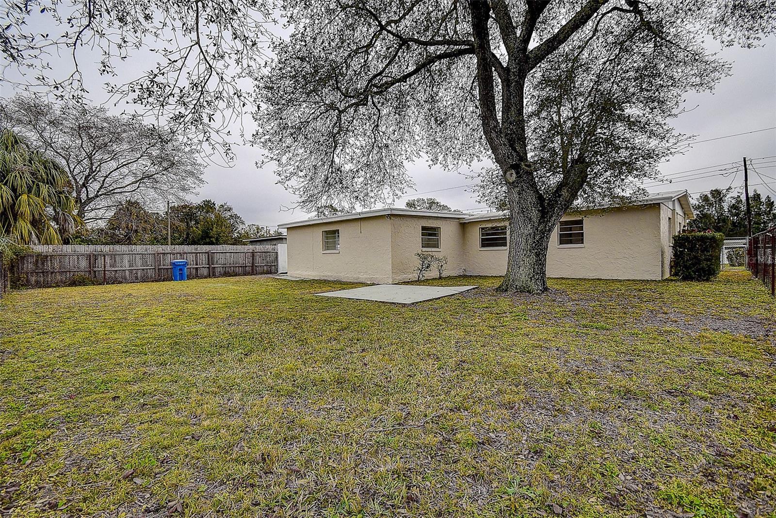 8106 FIR DR, TAMPA, FL, 33619