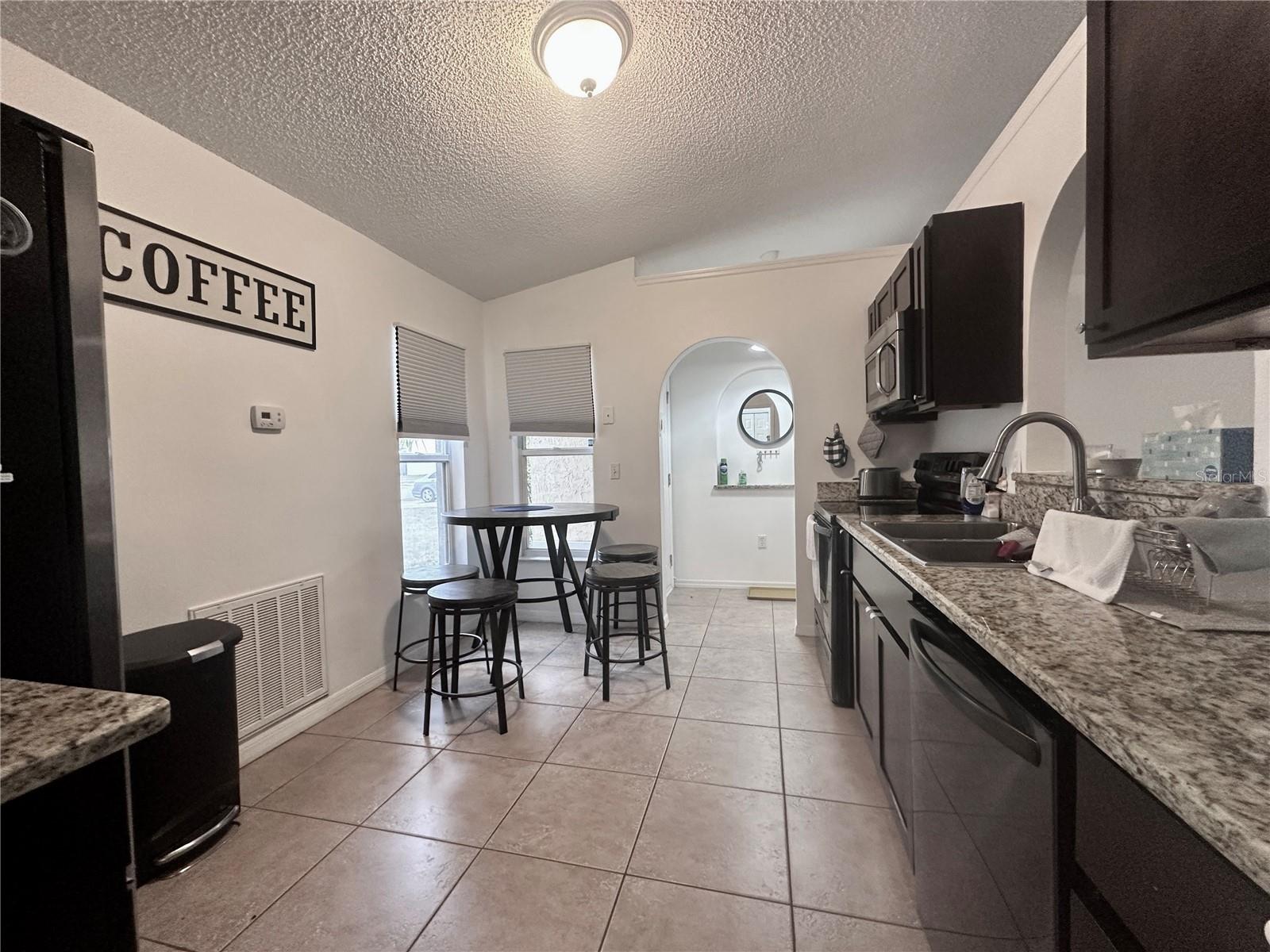 4125 IVEYGLEN AVE, ORLANDO, FL, 32826