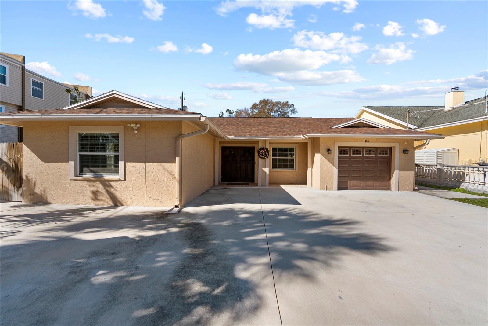 4410 WALTHAM DR, TAMPA, FL, 33634