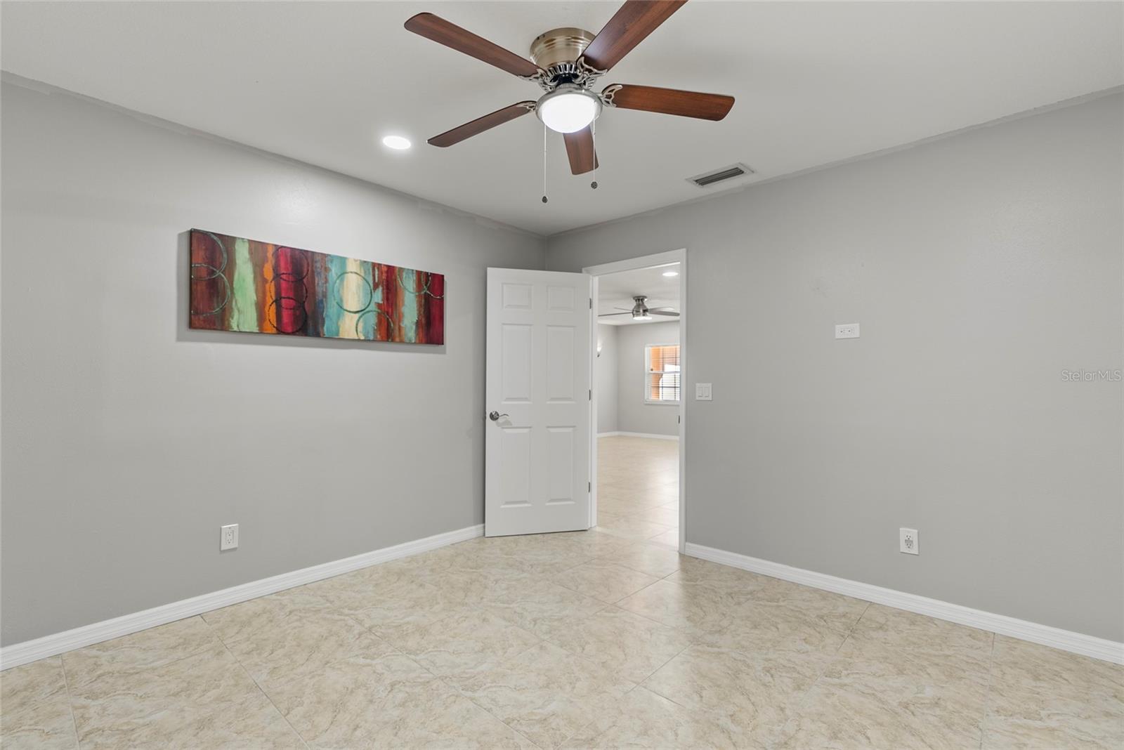 4410 WALTHAM DR, TAMPA, FL, 33634