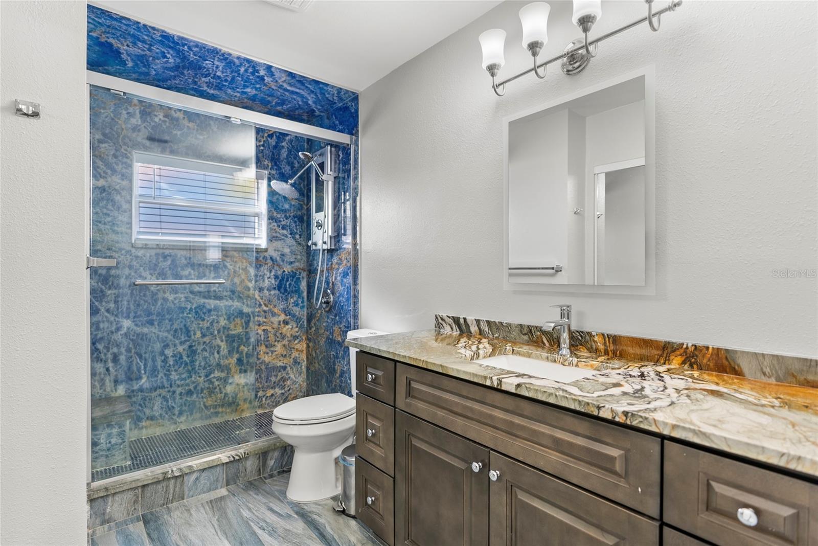 4410 WALTHAM DR, TAMPA, FL, 33634