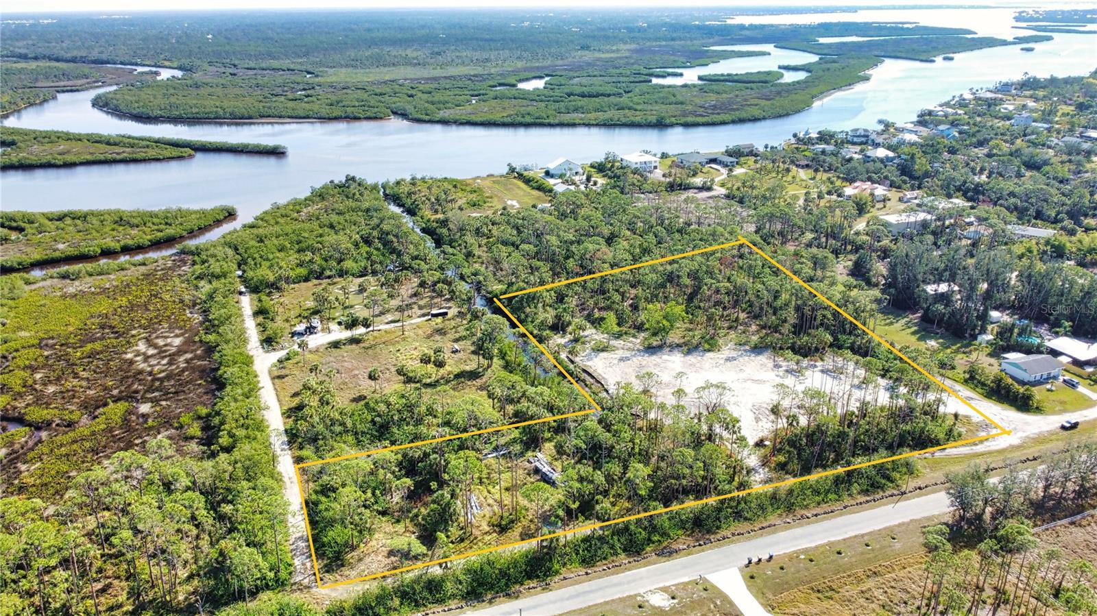 9045-A CALOOSA DR, VENICE, FL, 34293