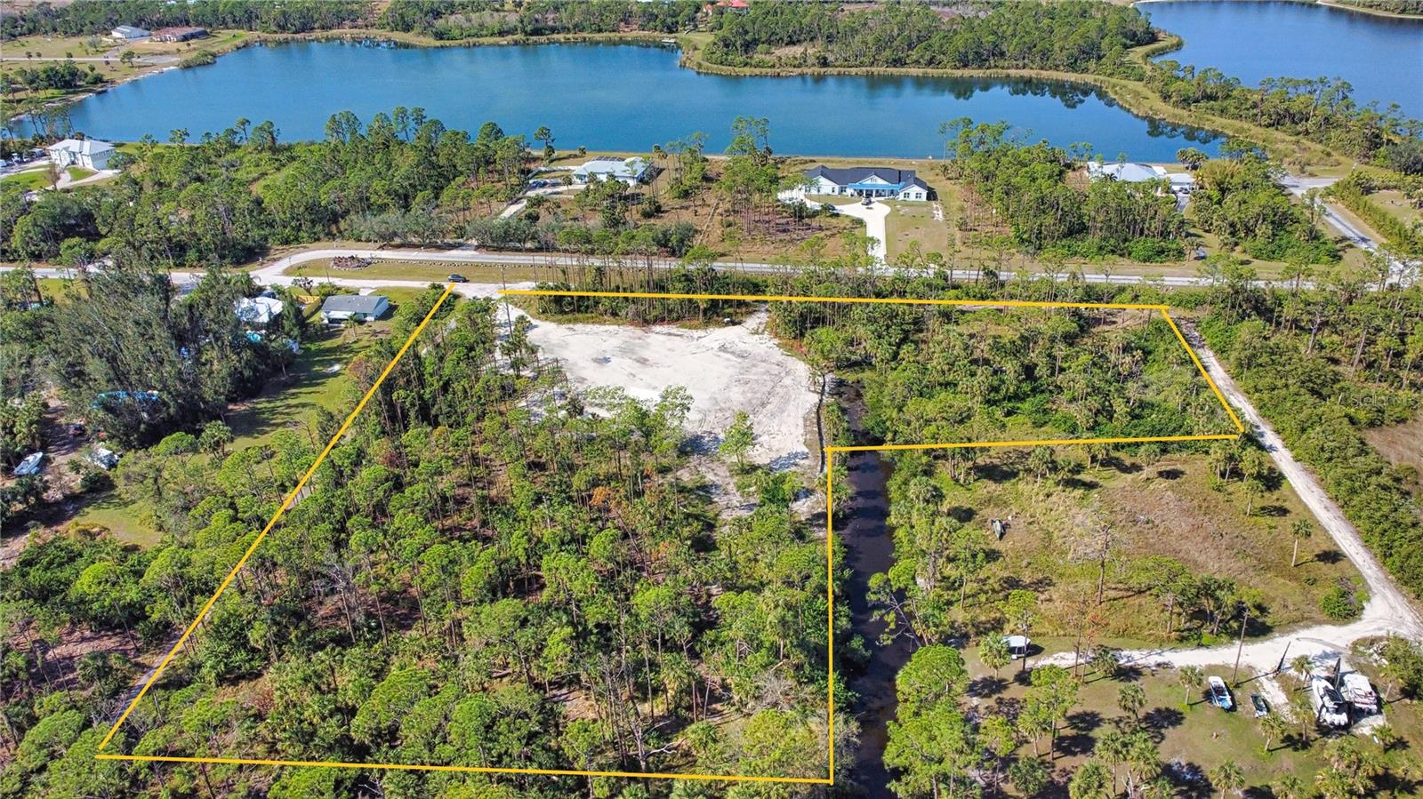 9045-A CALOOSA DR, VENICE, FL, 34293