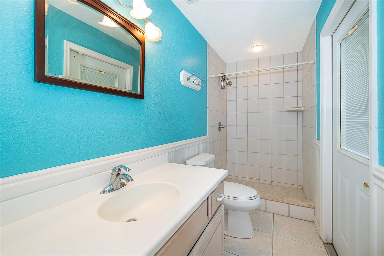 808 N SHORE DR, LEESBURG, FL, 34748