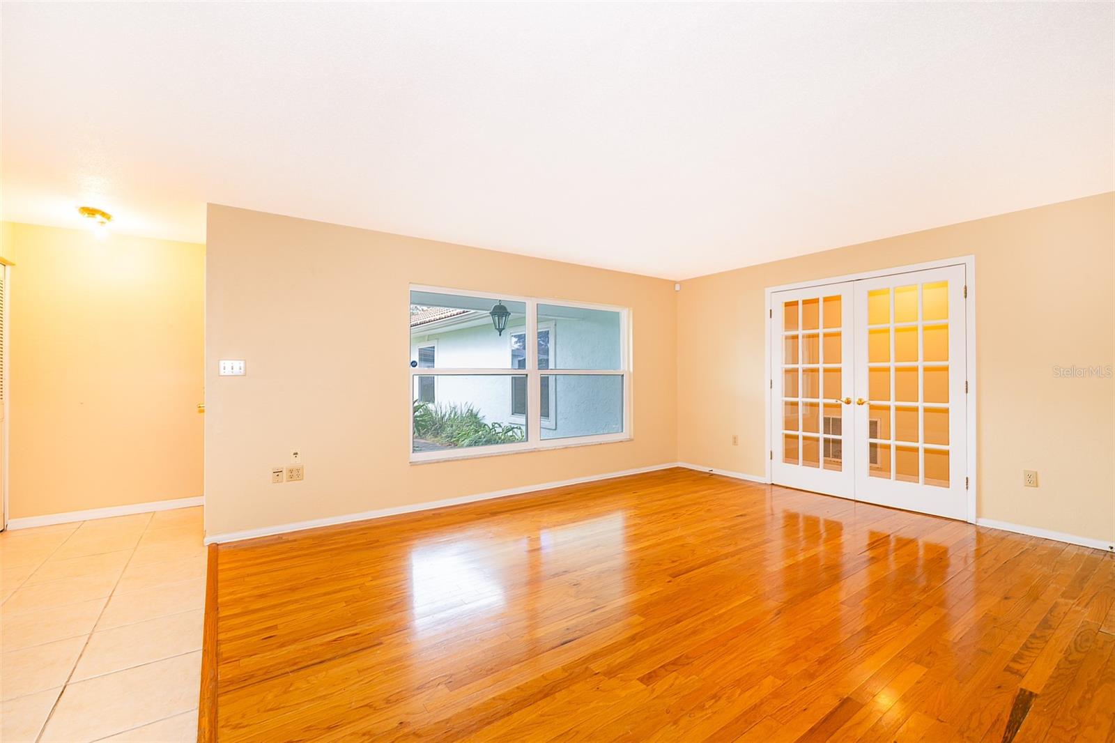 808 N SHORE DR, LEESBURG, FL, 34748