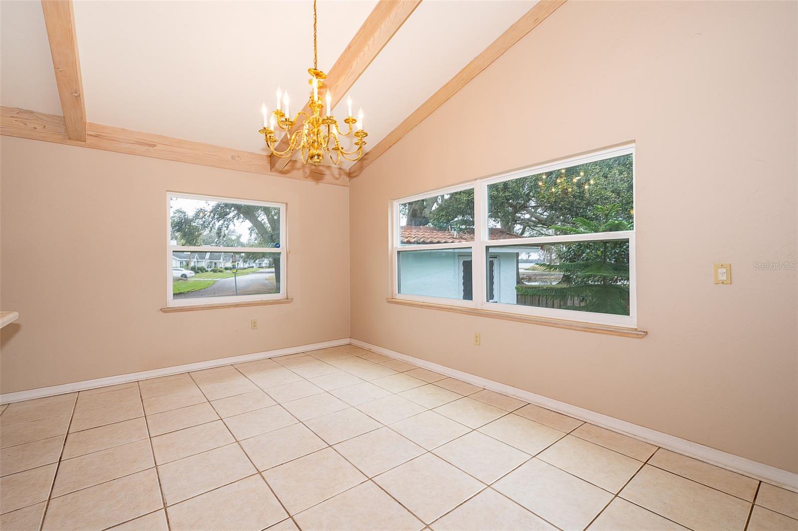 808 N SHORE DR, LEESBURG, FL, 34748