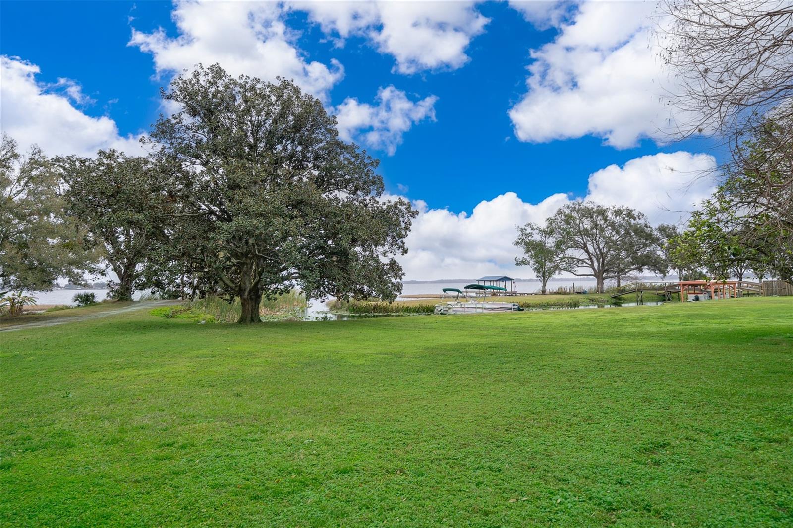 808 N SHORE DR, LEESBURG, FL, 34748