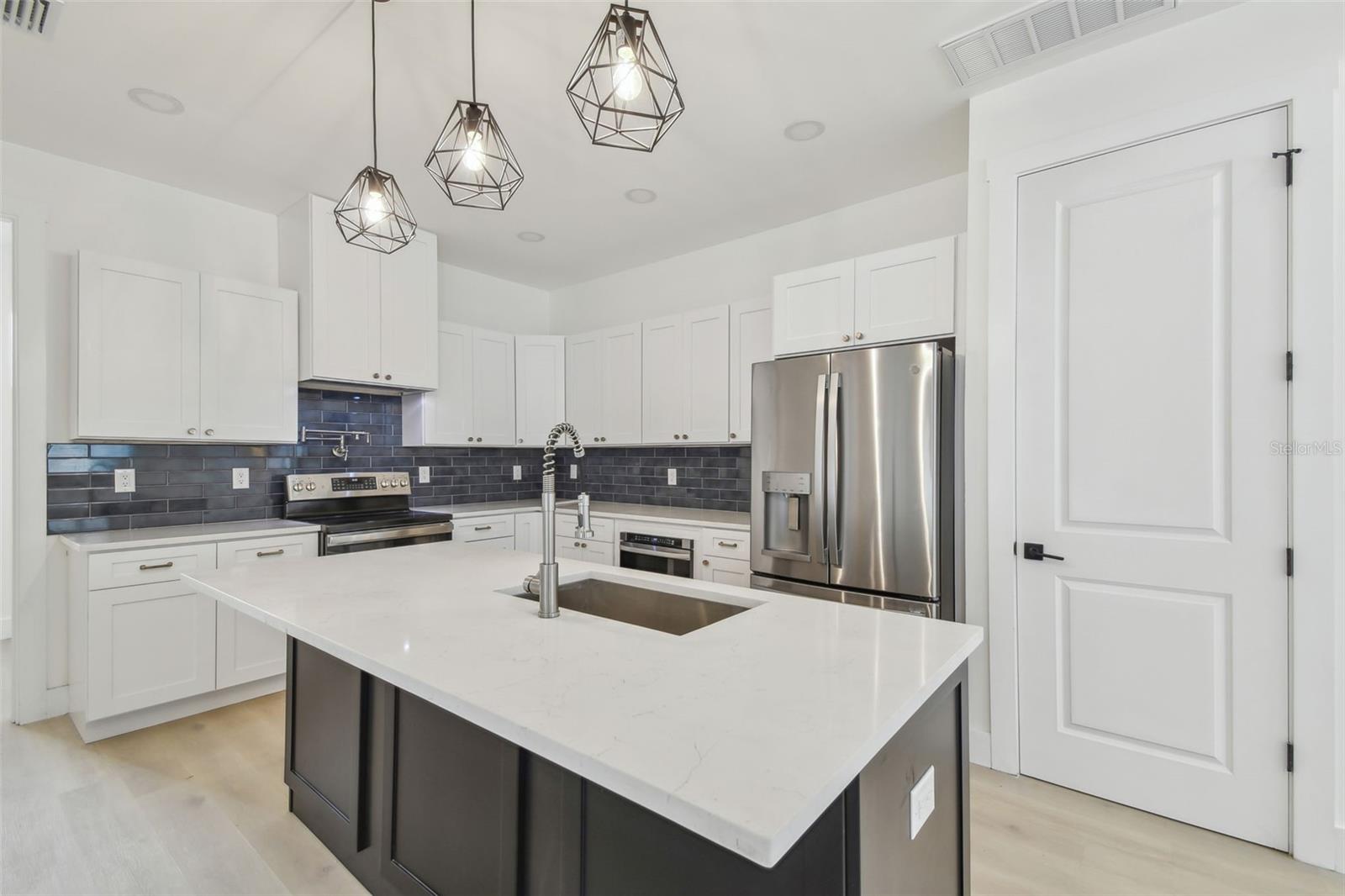 6317 S RICHARD AVE, TAMPA, FL, 33616