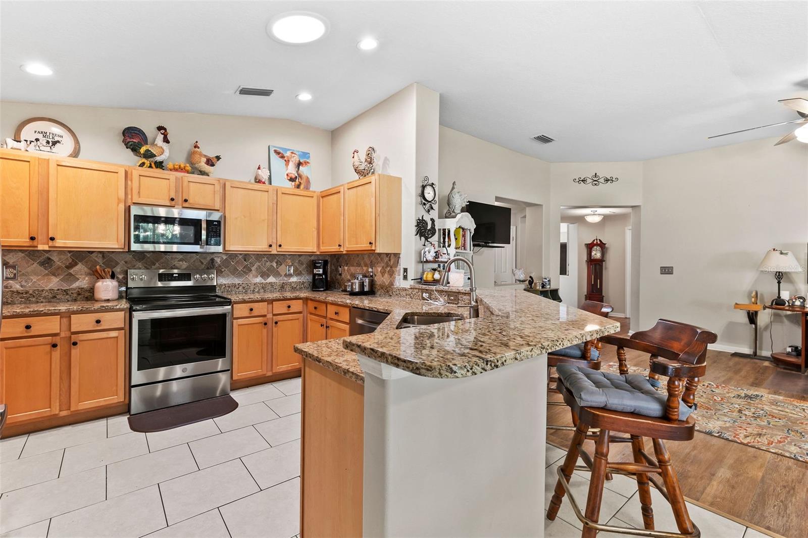 52 LEIDEL DR, PALM COAST, FL, 32137