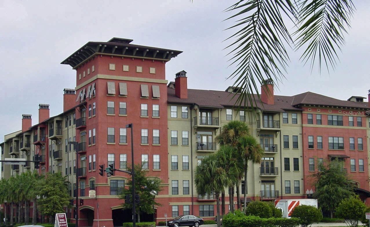 911 N ORANGE AVE #127, ORLANDO, FL, 32801
