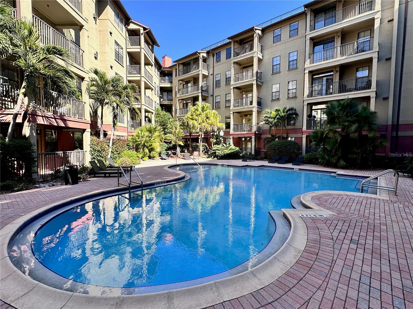 911 N ORANGE AVE #127, ORLANDO, FL, 32801